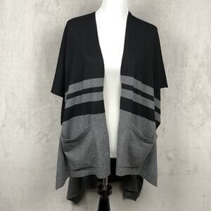 SAKS FIFTH AVENUE Open Poncho Cape One‎ Size OS Black Gray Pockets Open Sides
